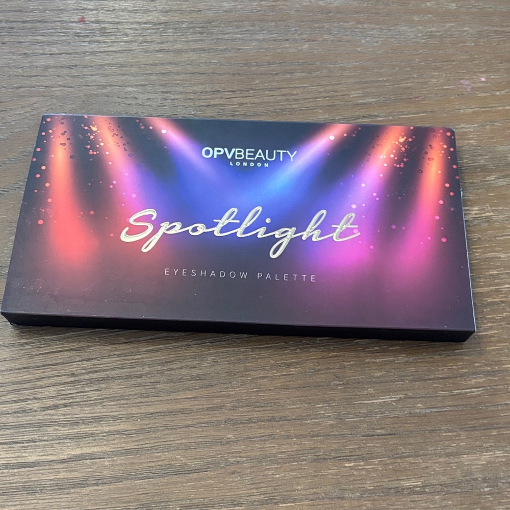 OPV Beauty Spotlight Eyeshadow Palette - Multicolor